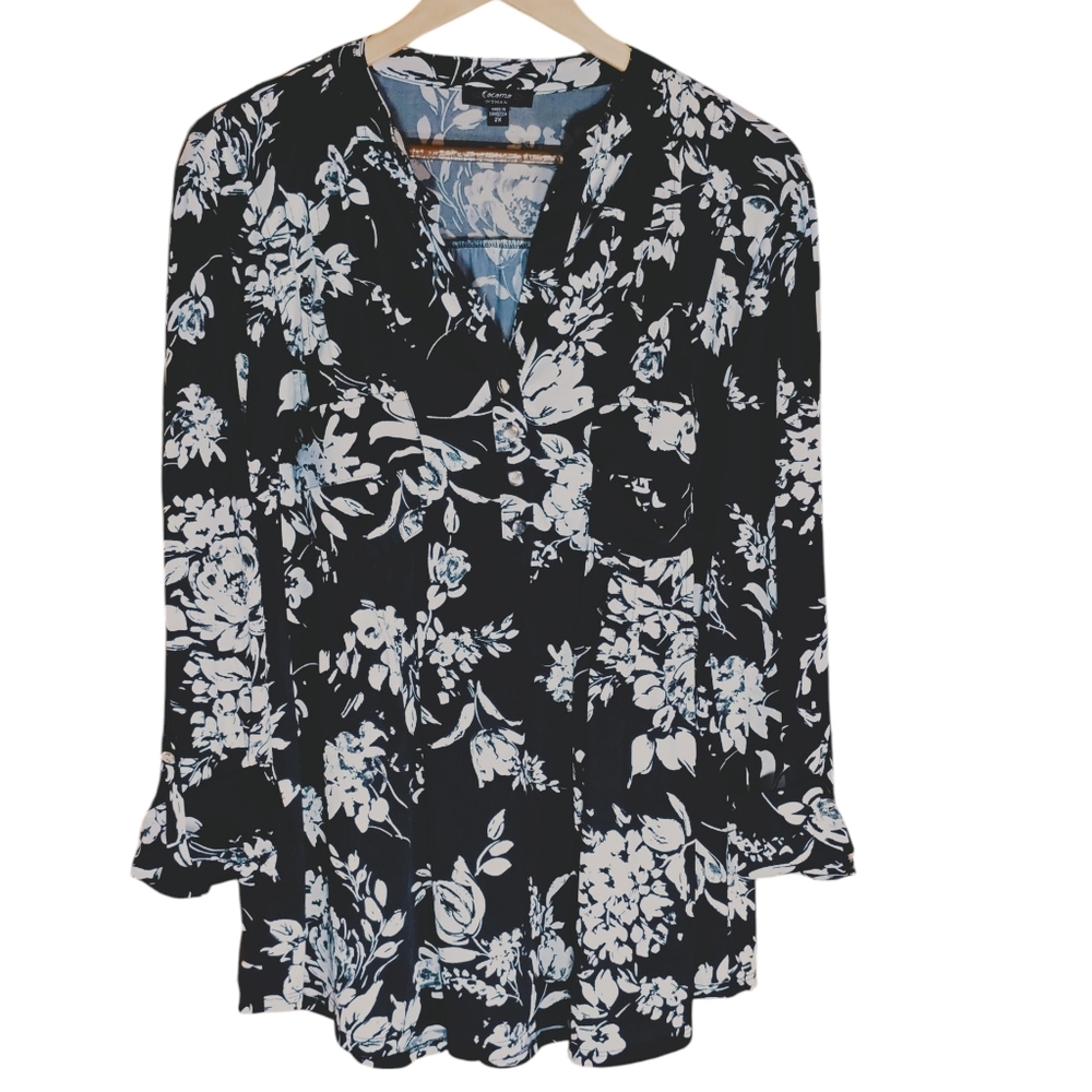 Cocomo Floral Patterned 3/4 Button Down Black and White Blouse Size 2X